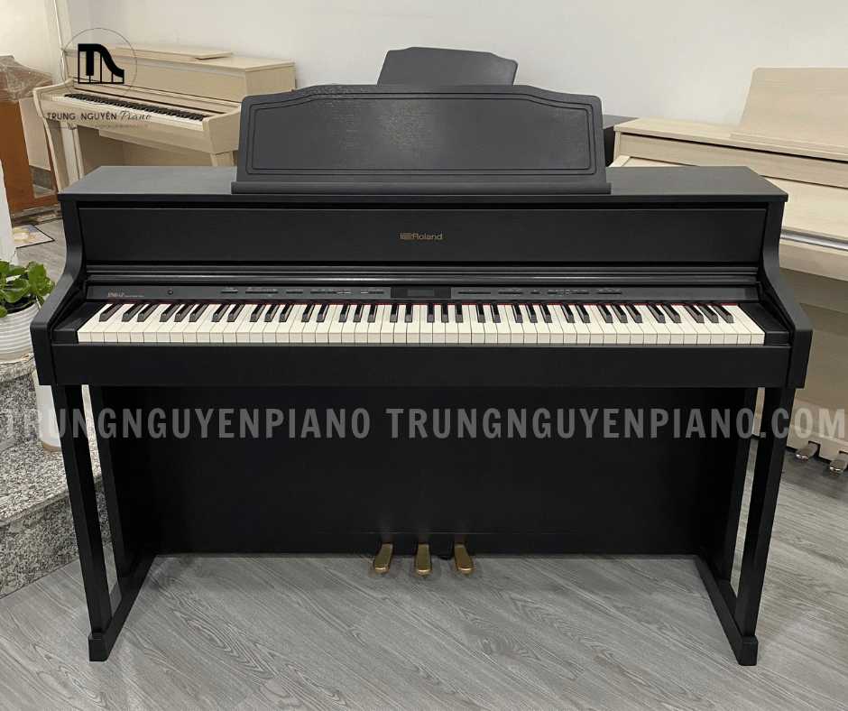 Piano Điện Yamaha CLP635 8 Dan-piano-dien-Roland-HP605