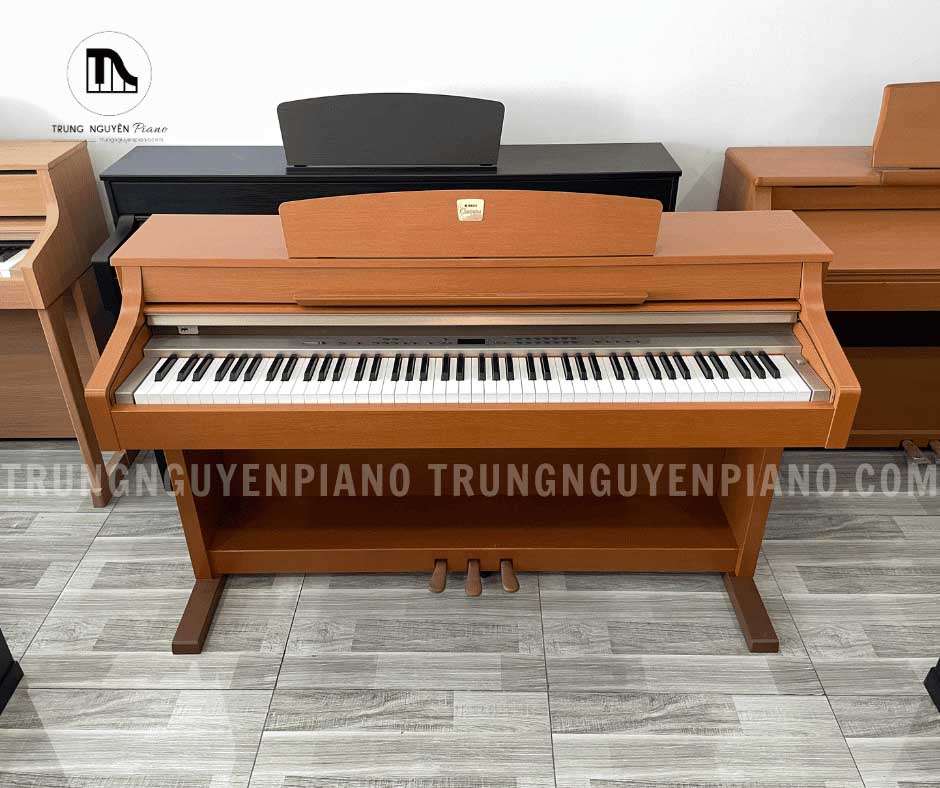 Piano điện Yamaha CLP330 C