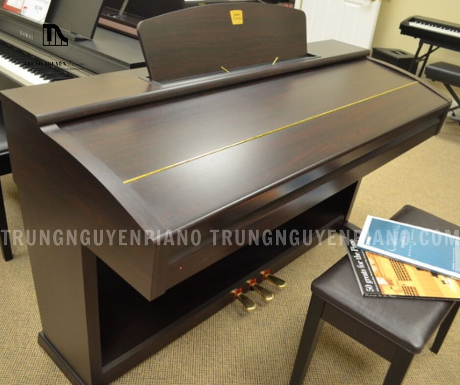 Piano Điện Yamaha CVP303 5 Piano Điện Yamaha CVP303 sở hữu thiết kế đẹp mắt kèm thêm chất lượng âm thanh tuyệt đỉnh