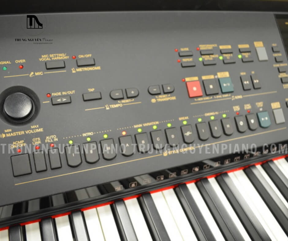 Piano Điện Yamaha CVP303 4 Piano Điện Yamaha CVP303 với một vẻ ngoài bề thế