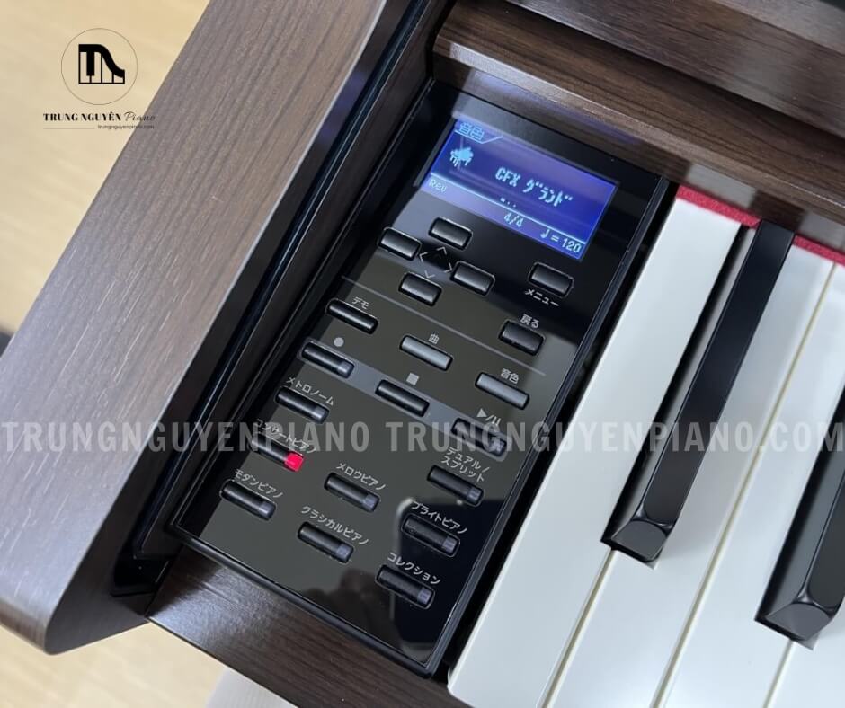 Piano Điện Yamaha SCLP5350 5 Yamaha SCLP5350 dùng bàn phím Graded Hammer GH3X với các phím ngà tổng hợp