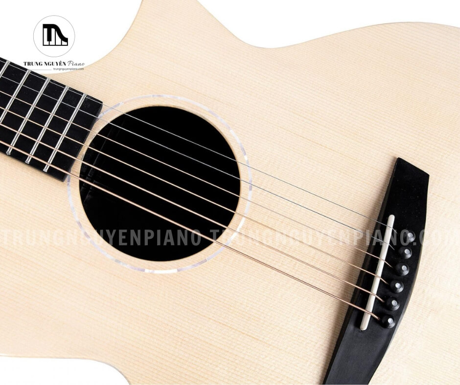 GUITAR ENYA X2 PRO EQ 3 GUITAR ENYA X2 PRO EQ có mặt trên bằng vân sam châu Âu AAA
