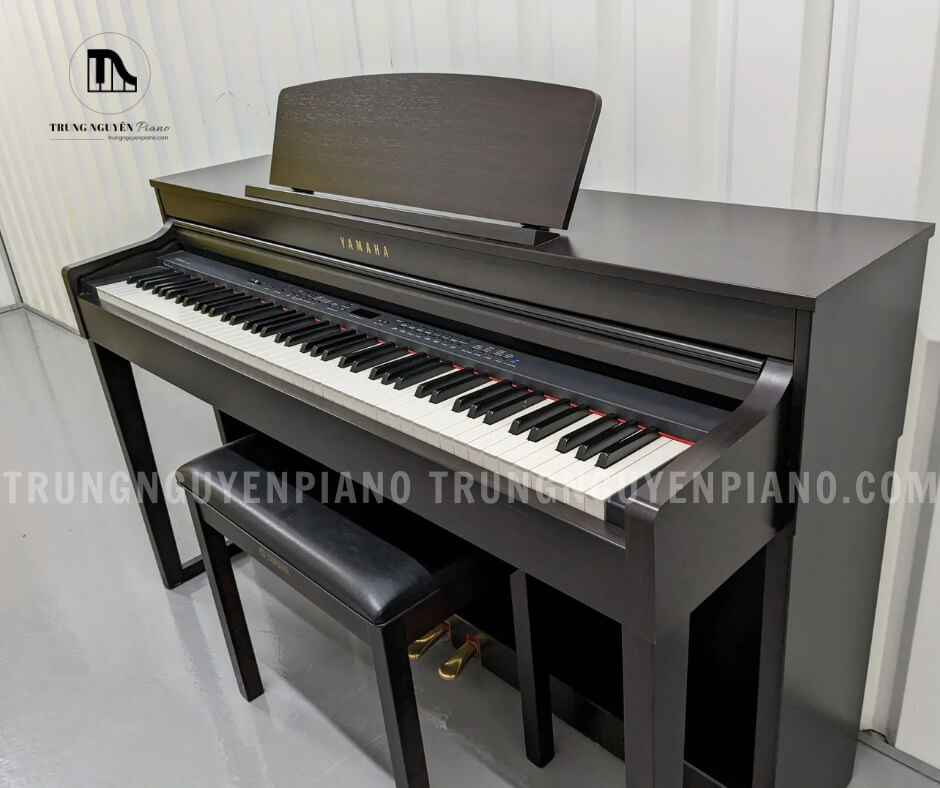 Piano Điện Yamaha CLP440 R 8 Đàn piano điện Yamaha CLP440 R có thiết kế sang trọng