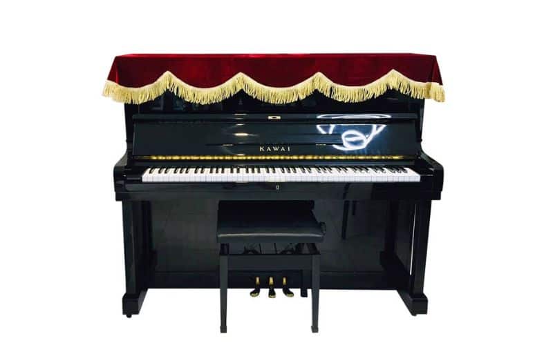 Đàn Piano Kawai KU1B sở hữu kiểu dáng sang trọng và thiết kế ấn tượng