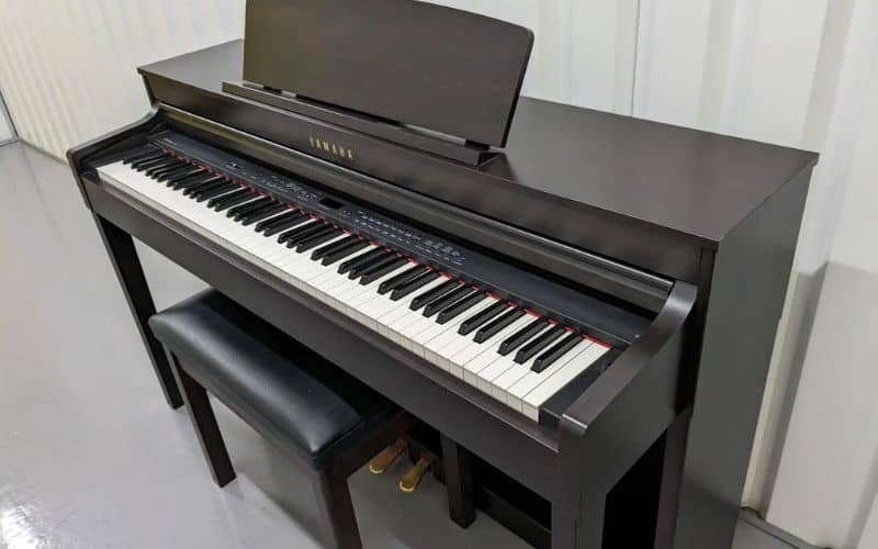 Đàn Piano Yamaha CLP 470 18 Đàn Piano Yamaha CLP 470 đáp ứng từ thẩm mỹ đến chất lượng âm thanh