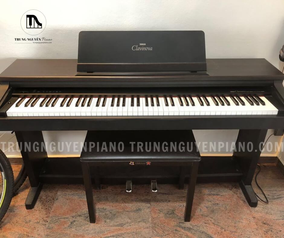 Đàn Piano Yamaha CLP122
