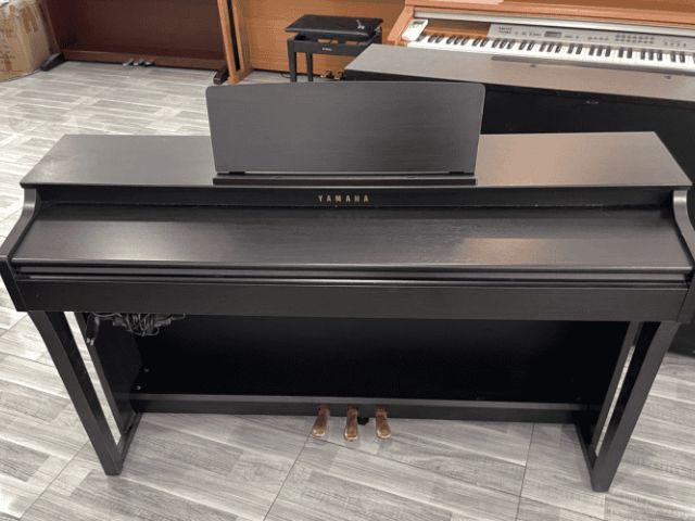 Đàn Piano Yamaha CLP625 10 Thiết kế sang trọng của Yamaha CLP625