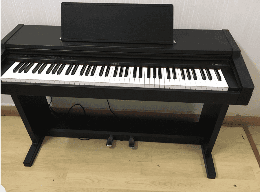 dan-piano-dien-roland-hp335