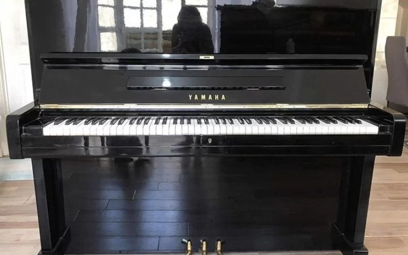 Đàn Piano Yamaha U1G 12 Đàn Piano Yamaha U1G chinh phục người chơi với vẻ ngoài đẹp và chất âm đẹp