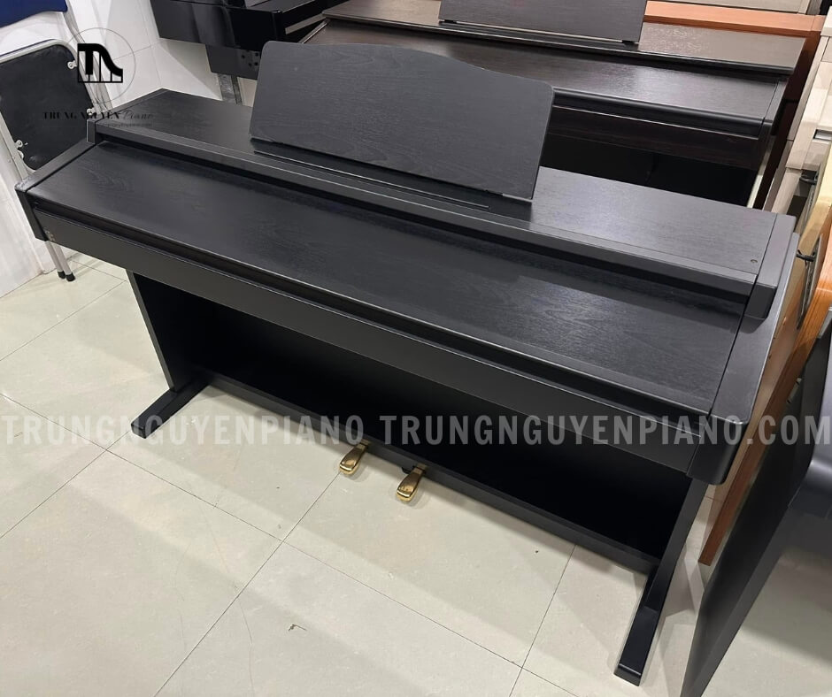 Đàn piano điện Roland HP145 được thiết kế với ngoại hình gọn gàng