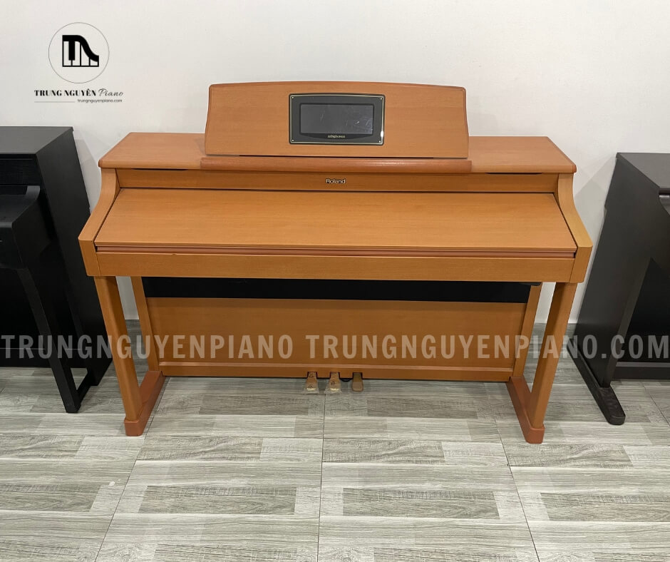 Đàn piano điện Roland HP7S là một trong những model cao cấp