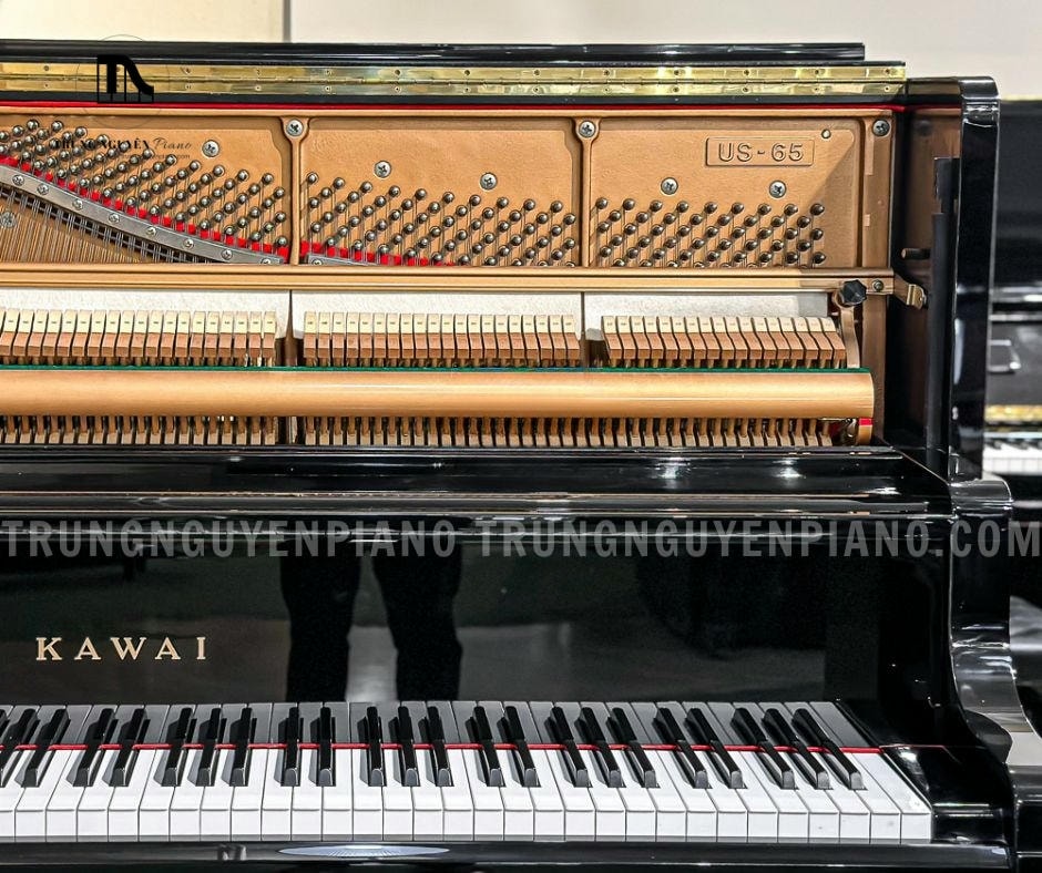 Đàn Piano Kawai US65 5 Đàn Piano Kawai US65 trang bị hệ thống búa của đàn cao cấp, bền bỉ