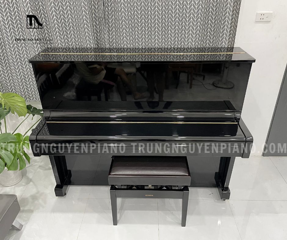 Đàn Piano Yamaha U1E được làm từ vật liệu cao cấp