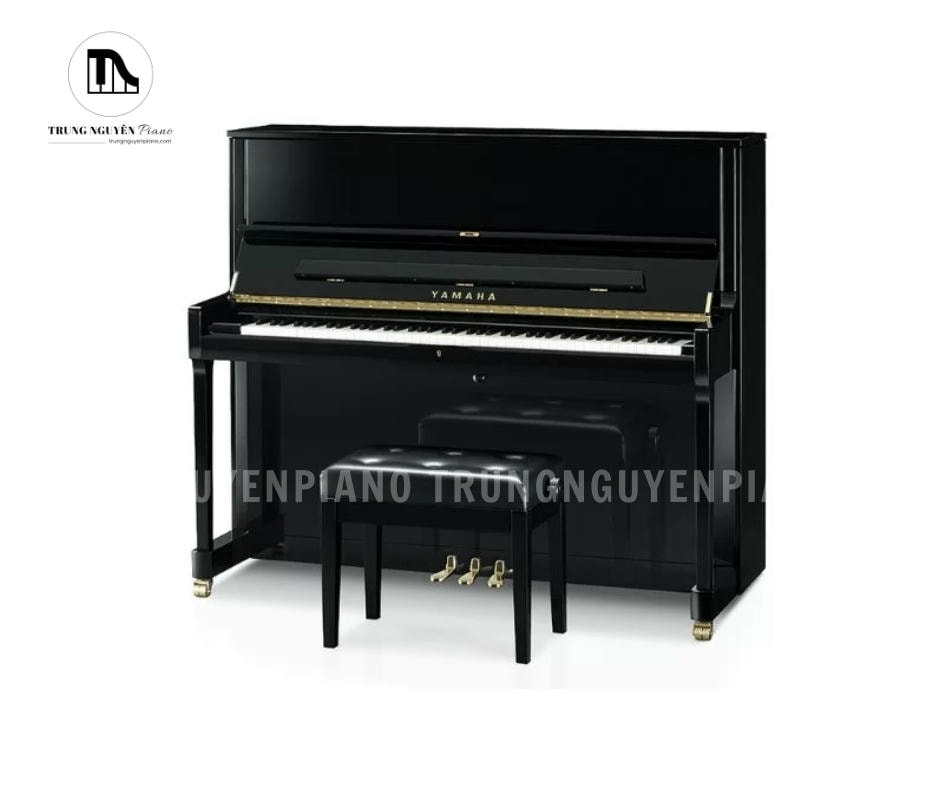 Đàn Piano Yamaha U2E sở hữu chất màu đen bóng Akira cùng thiết kế tinh xảo