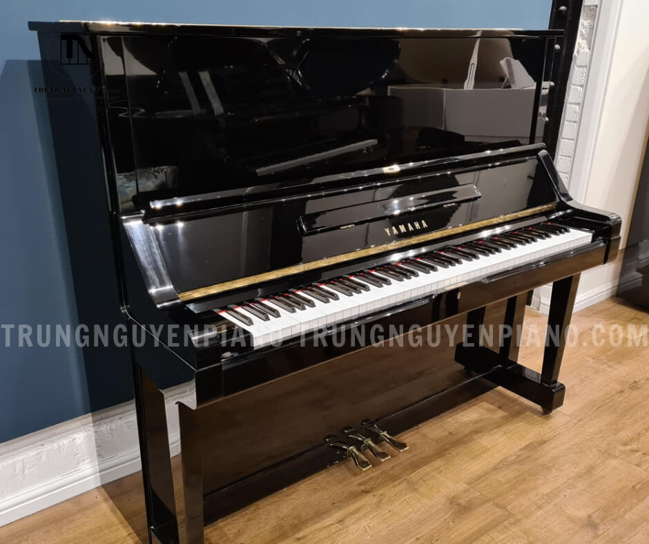 Đàn Piano Yamaha UX nổi bật với chất liệu tốt
