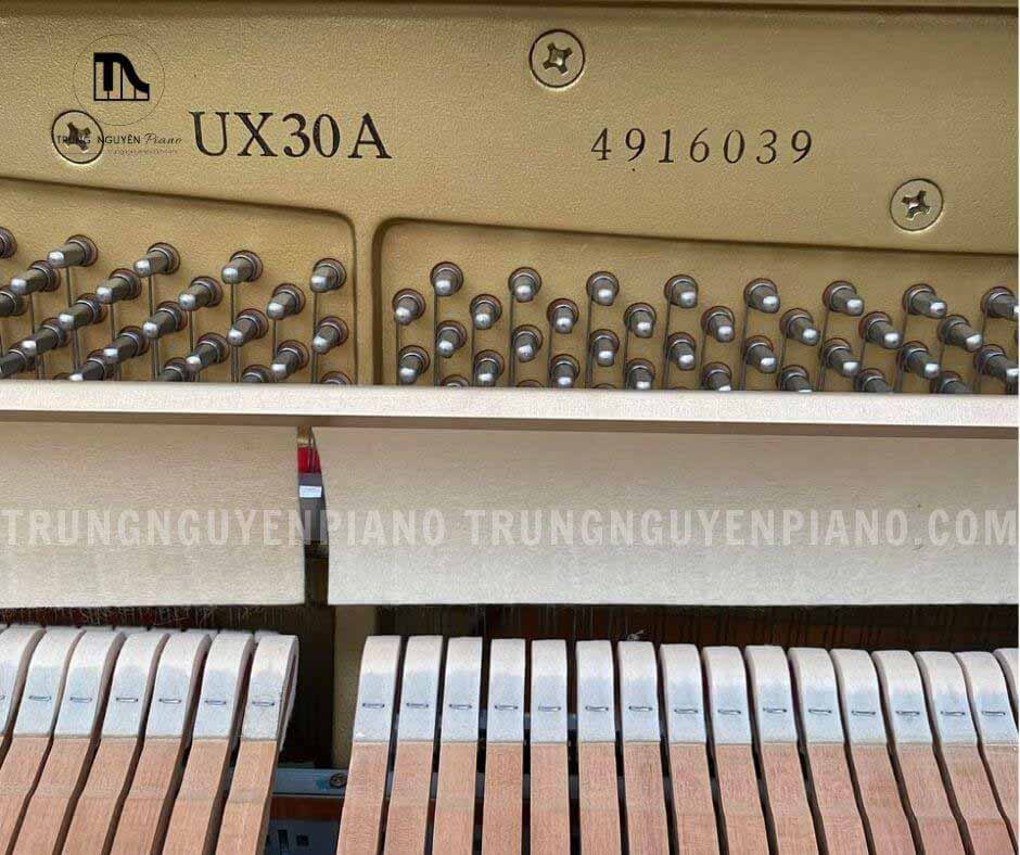 Đàn Piano Yamaha UX30A 4 Đàn Piano Yamaha UX30A