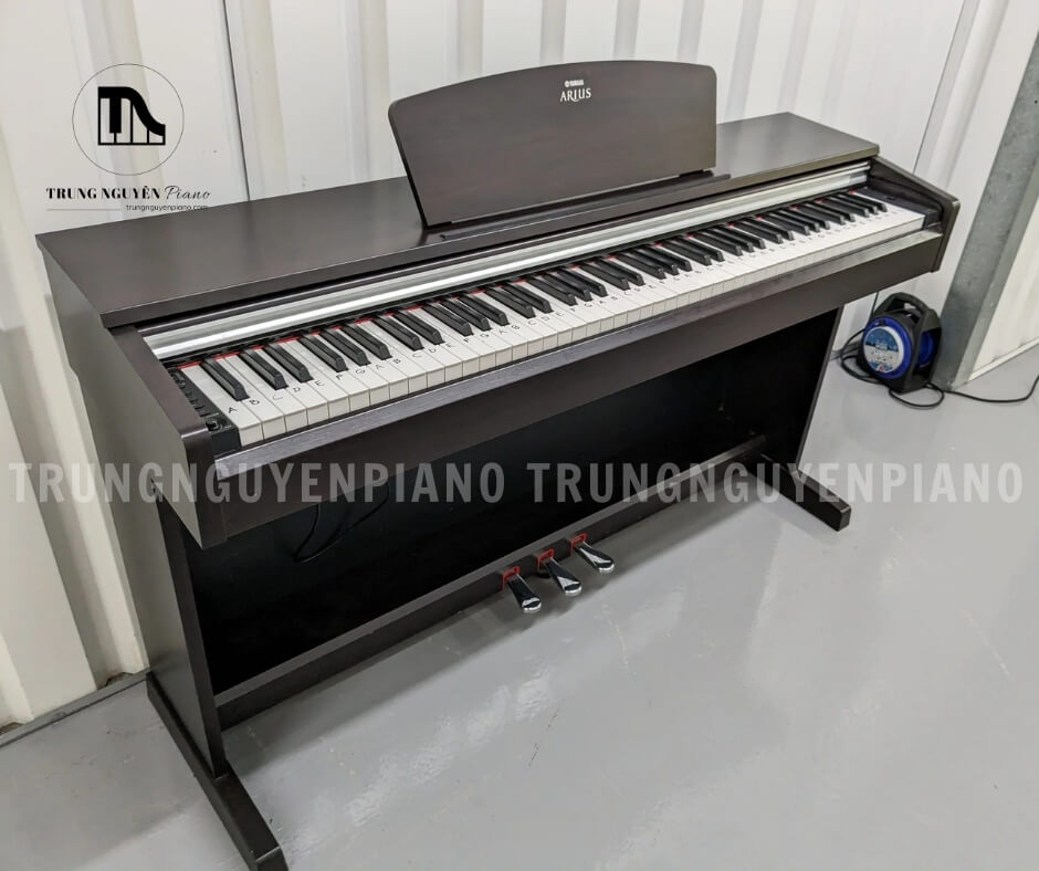 Đàn Piano Yamaha YDP-135 3 Đàn Piano Yamaha YDP-135 có thiết kế thanh lịch