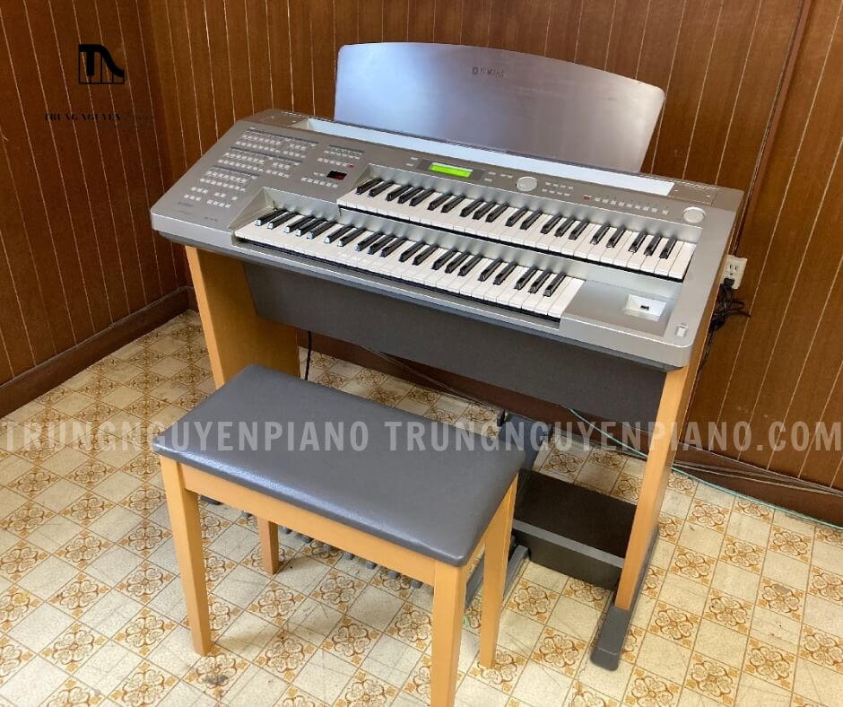 Đàn 2 tầng Electone Yamaha ELB01 được trang bị 245 âm, nhịp điệu cài sẵn