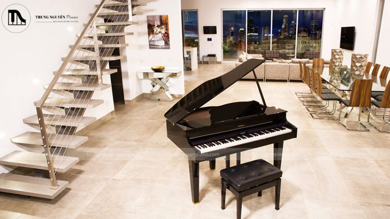 So sánh đàn piano và organ khác nhau như thế nào? Phân biệt chi tiết 10 Đàn piano phù hợp với những không gian lớn