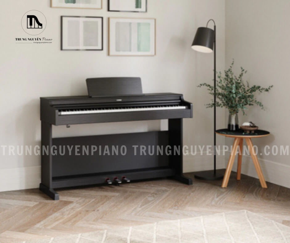 Thiết kế nổi bật của Piano điện Yamaha YDP145 giúp nổi bật không gian phòng khách