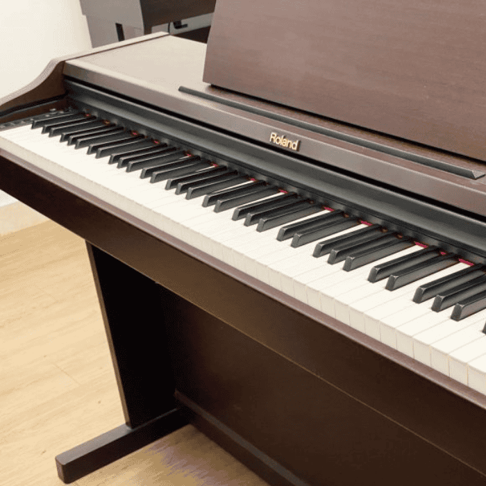 piano-dien-roland-rp101