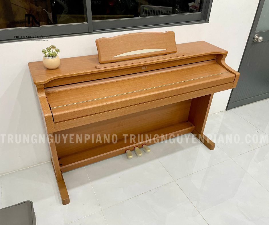 Piano điện Korg C660 4 Bề mặt đàn đẹp và sang trong