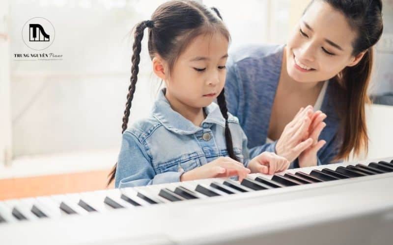 Cho trẻ học Piano có đắt không?