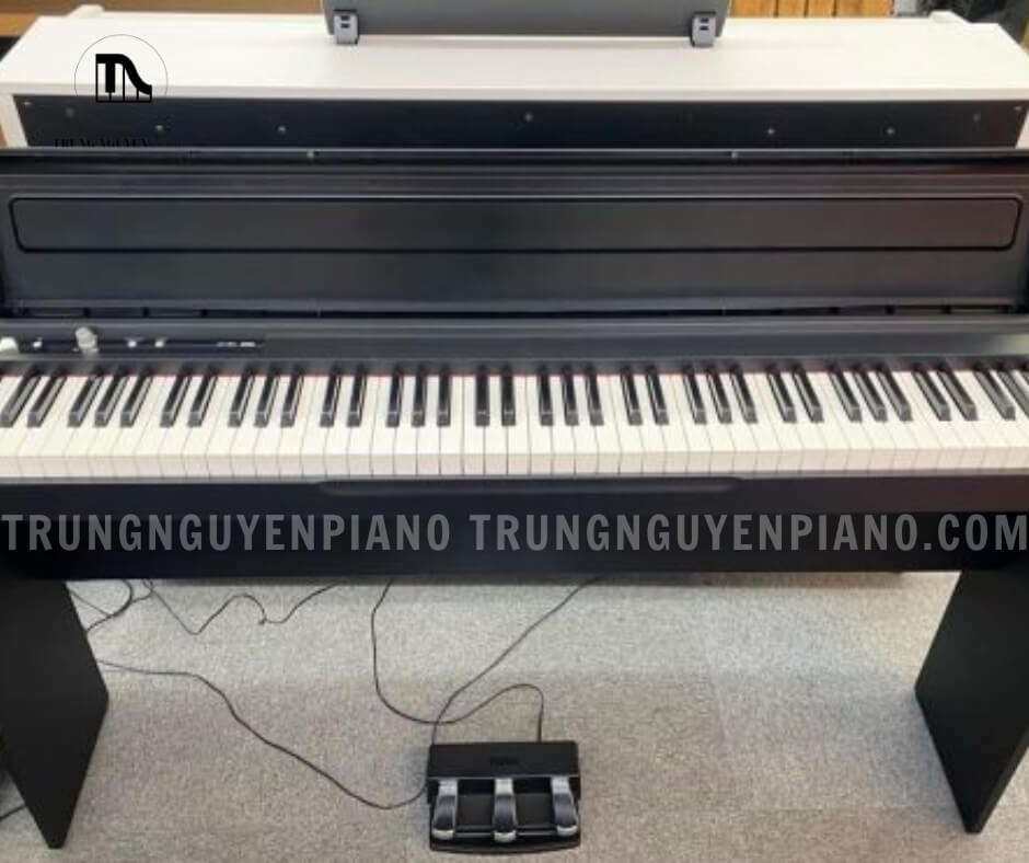 Cây đàn piano kỹ thuật số có thiết kế mỏng