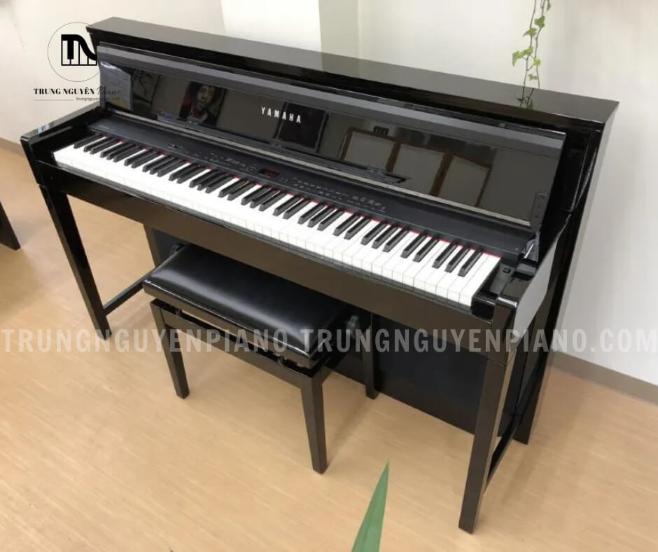 Piano điện Yamaha CLPS306 3 Âm sắc của Piano điện Yamaha CLPS306 thay đổi linh hoạt tùy thuộc vào độ mạnh của lần chạm