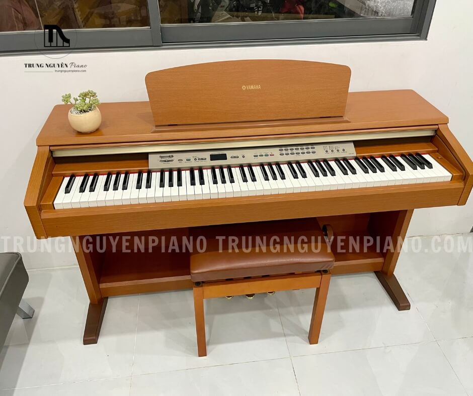 Piano điện Yamaha YDP223 5 Piano điện Yamaha YDP223 trang bị bàn phím loại búa (GH)