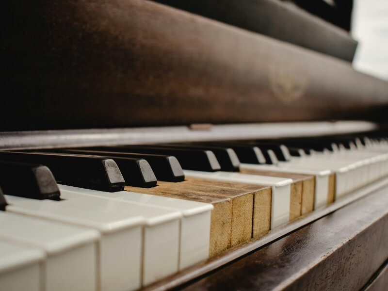 Những điều cần lưu ý khi mua đàn piano cũ quận 9