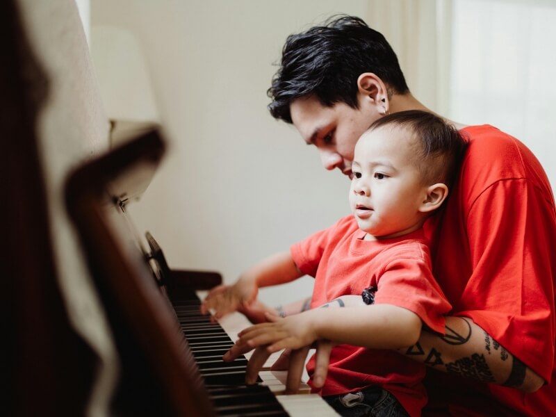 Piano điện phù hợp với ai? Mua piano điện quận 9