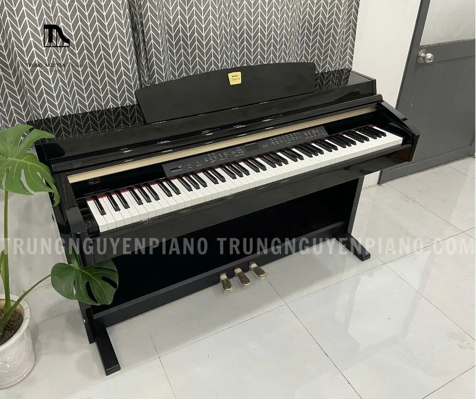 đàn piano điên yamaha clp 240 pe