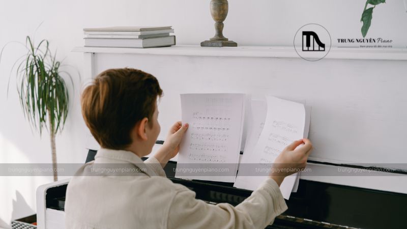 Học piano có khó không? Đối tượng, độ tuổi phù hợp học piano 5 Làm quen với các ký hiệu âm nhạc, nốt nhạc, nhịp điệu