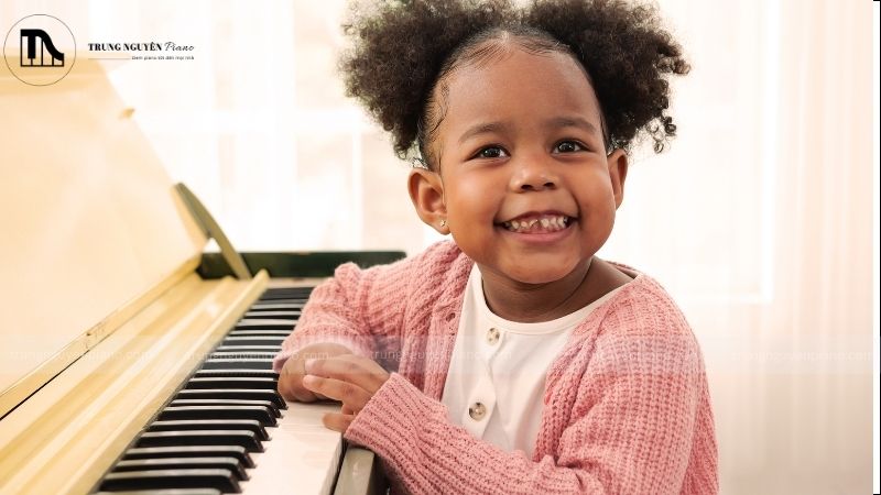 Kiểm tra chất lượng âm thanh và độ nhạy phím đàn