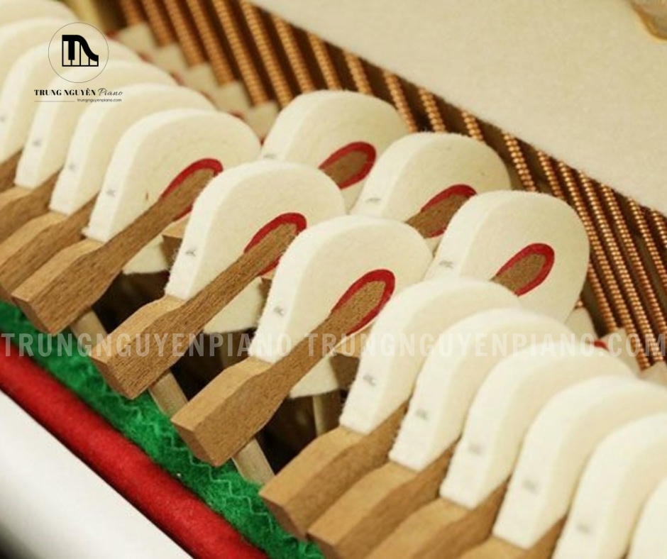 Đàn Piano Apollo A1210W 3 Búa đàn của Piano Apollo A1210W được chế tác từ lông cừu
