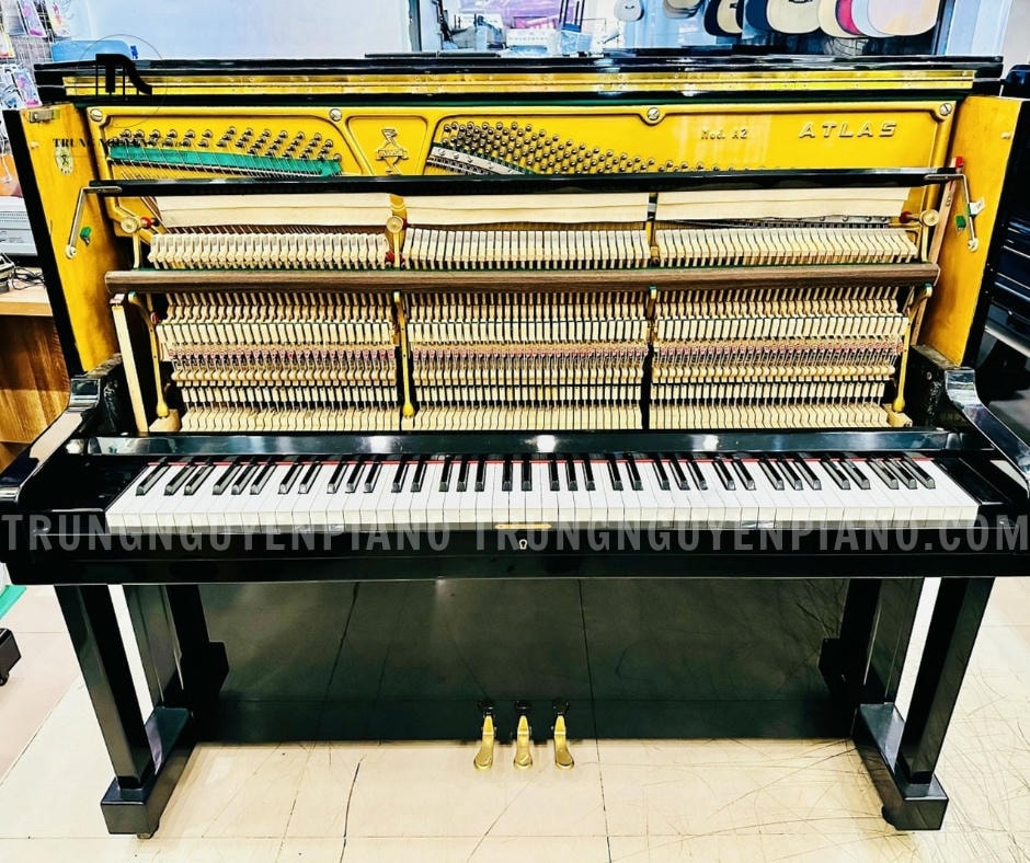 Đàn Piano Atlas A2 3 Đàn Piano Atlas A2 được chế tạo theo công nghệ và tiêu chuẩn chất lượng của Nhật Bản.