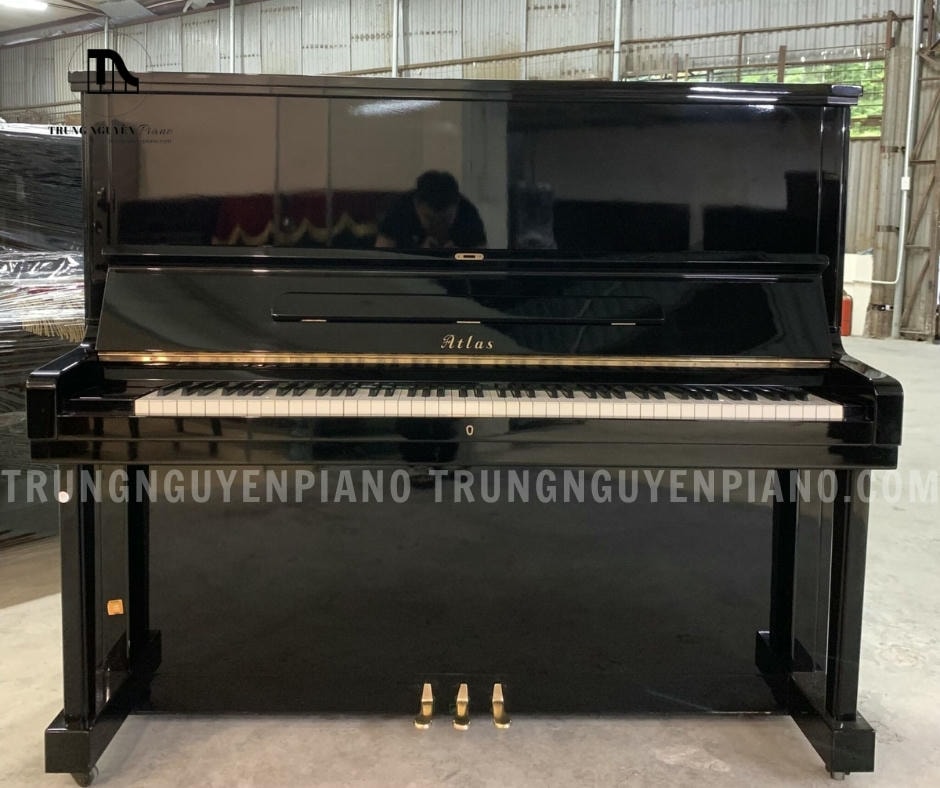 Đàn Piano Atlas A3 sở hữu thiết kế upright piano cổ điển, trang nhã