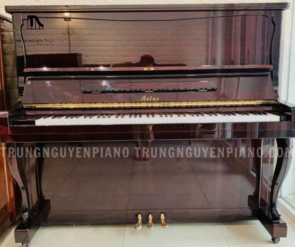 Đàn Piano Atlas A5D phủ lớp sơn bóng loáng sang trọng