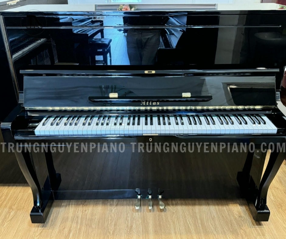 Đàn Piano Atlas NA200 có lớp sơn đen bóng sang trọng