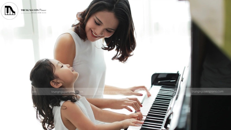 Phát triển trí não nhờ học đàn Piano