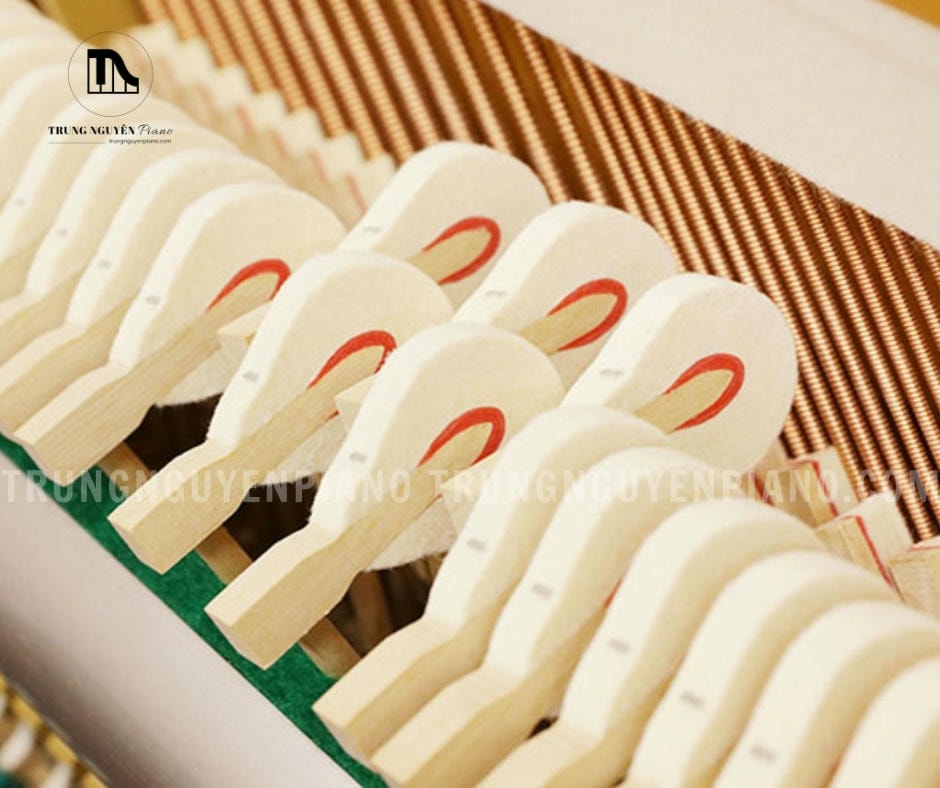 Đàn piano Cristofori RU121W có búa đàn từ nỉ lông cừu cao cấp