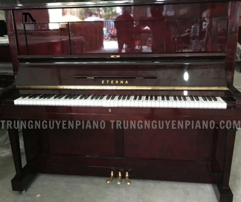 Đàn Piano Eterna 2 với kiểu dáng thanh lịch và sang trọng