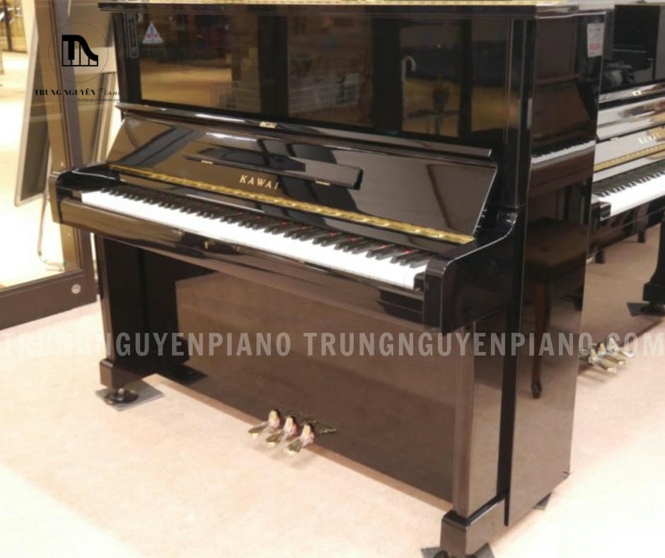 Đàn piano Kawai BS30 sở hữu thiết kế upright piano cổ điển