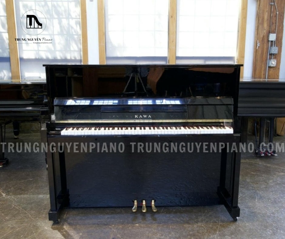 Đàn Piano Kawai CX21D sở hữu thiết kế piano upright truyền thống với vẻ ngoài sang trọng