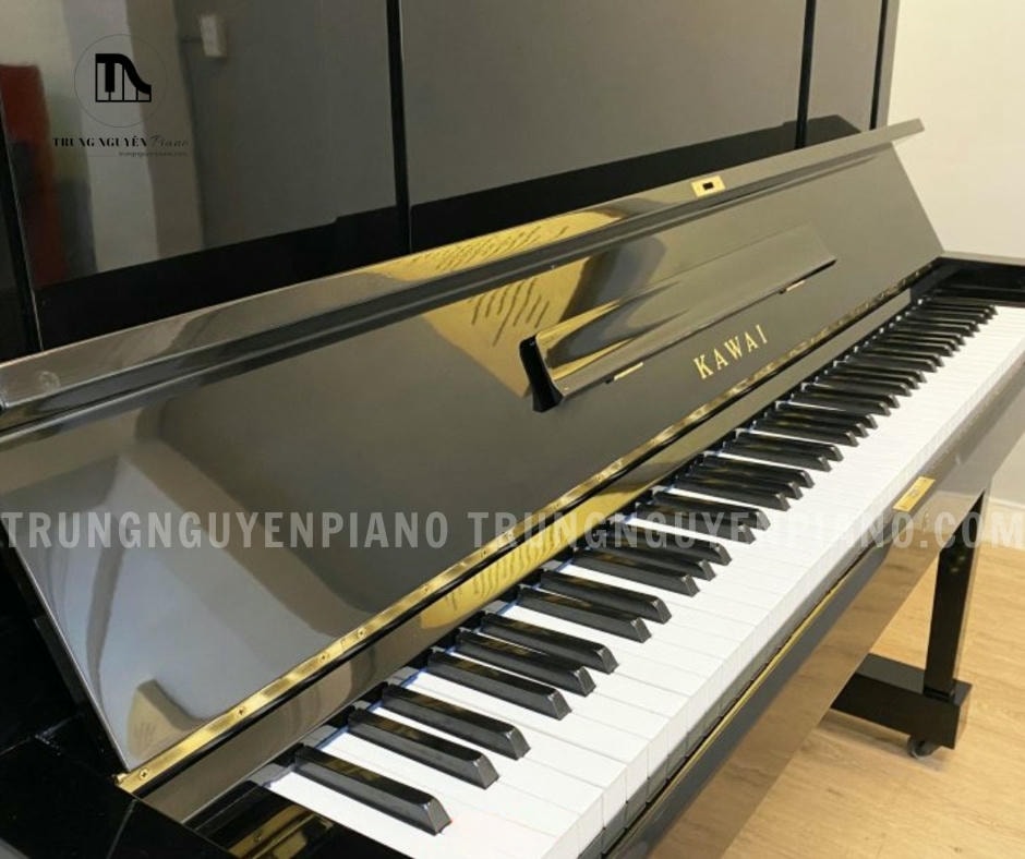 Đàn Piano Kawai K35 11 Bàn phím của đàn piano Kawai K35 được thiết kế với độ nặng, sâu và độ nhạy cao
