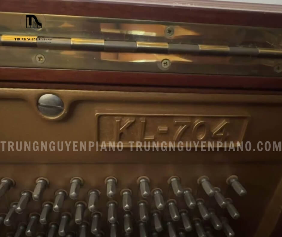 Đàn Piano Kawai KL704 6 Đàn Piano Kawai KL704: Vẻ đẹp cổ điển, âm thanh chuyên nghiệp
