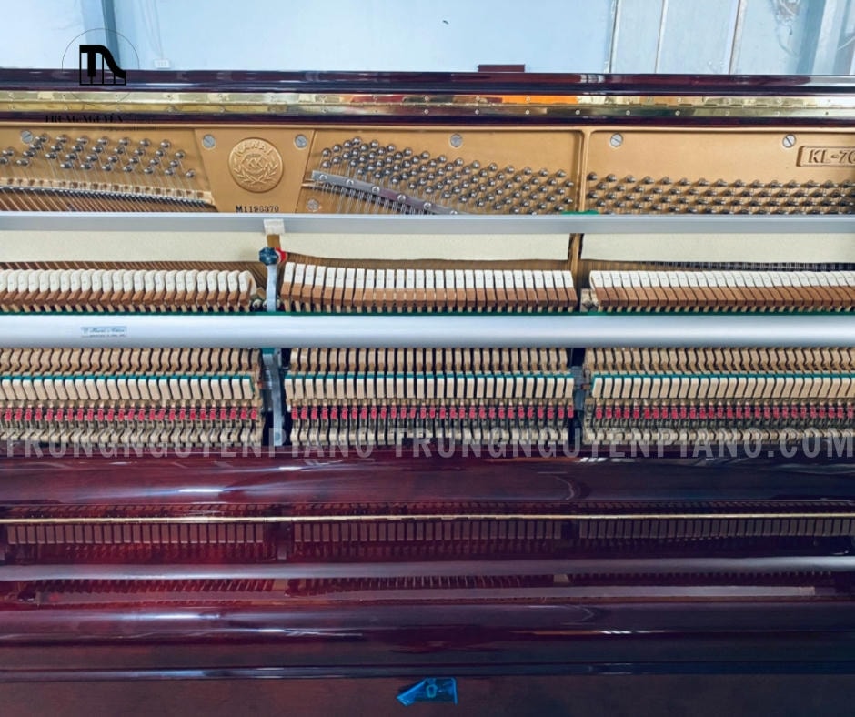 Đàn Piano Kawai KL705 5 Đàn Piano Kawai KL705 sử dụng composite ABS và sợi carbon trong bộ máy cơ giúp cải thiện độ bền