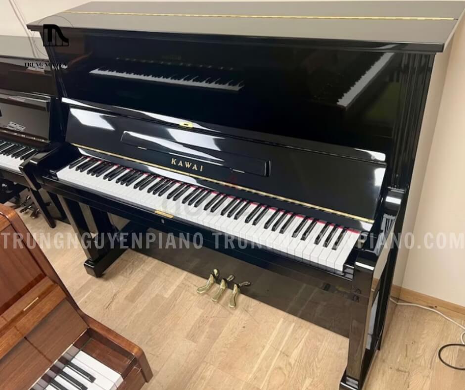 Bàn phím của Kawai KU2B giúp người chơi dễ dàng kiểm soát âm lượng và sắc thái của từng nốt nhạc
