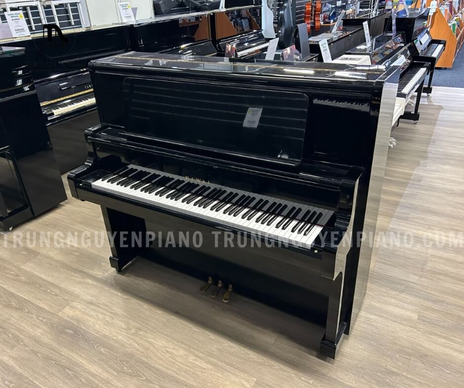 Kawai KU5B sở hữu thiết kế cổ điển và sang trọng